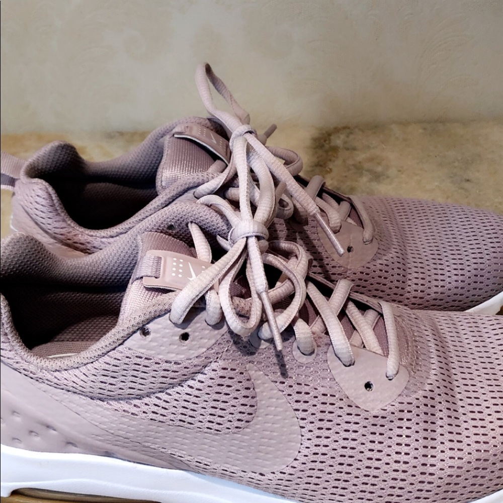 Nike Air Athletic Shoes